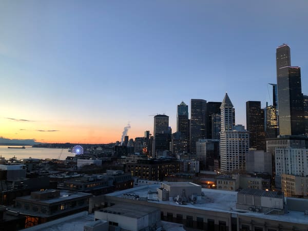 Cities. Seattle at Dusk